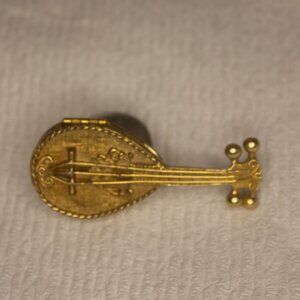 Avon Vintage Mandolin Perfume Locket • Gold‑Tone Hinged Locket